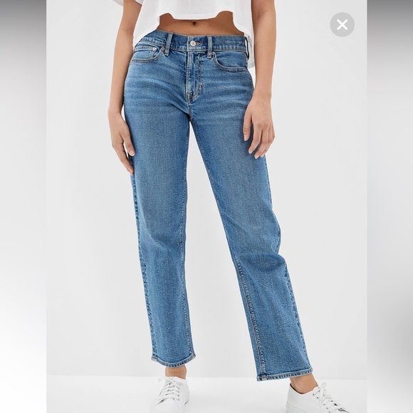 American Eagle Outfitters Denim - American Eagle 90s high rise straight jeans